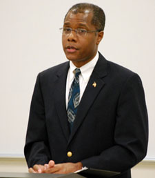 Deroy Murdock