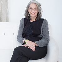 Professor Elyn Saks is co-winner of prestigious Pardes Humanitarian Prize